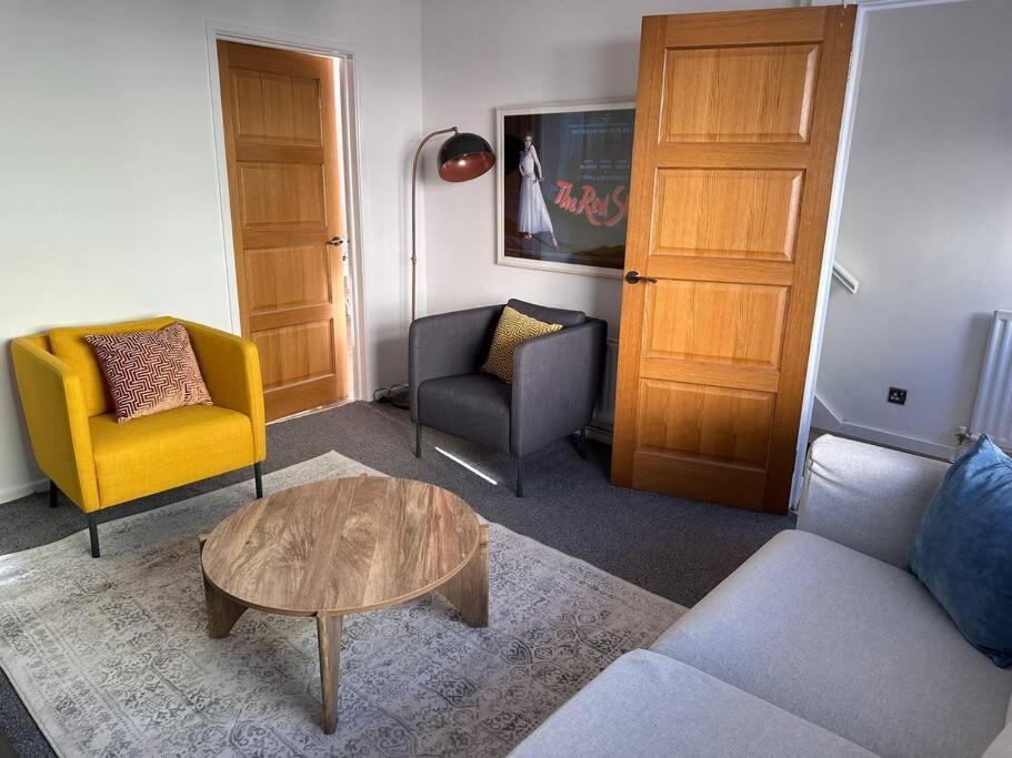 Revamped Holywood Town Centre House Apartment Exterior photo