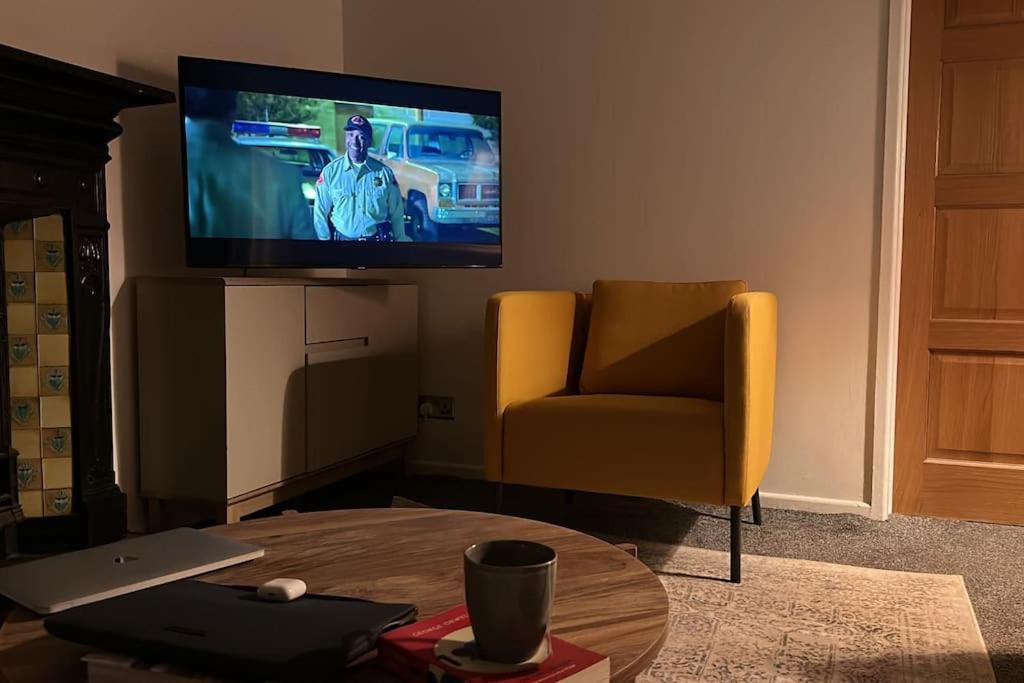 Revamped Holywood Town Centre House Apartment Exterior photo